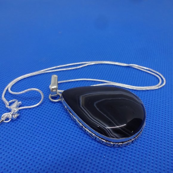 Gorgeous "BANDED  ONYX" Handmade Sterling Necklace 18"  #22 - Picture 3 of 3